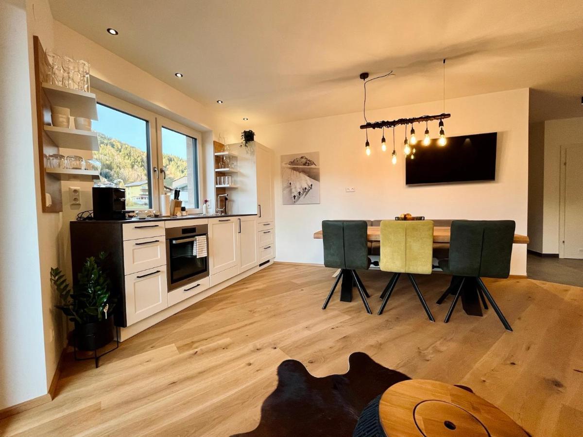 Alpin Art Appartements Grobming Exterior foto